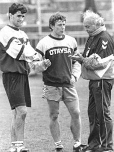 Michel y Butragueño entrenando