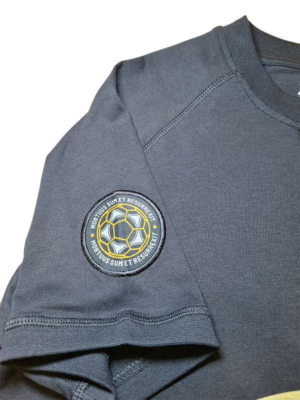 1702700_Camiseta_LaFerro_balon