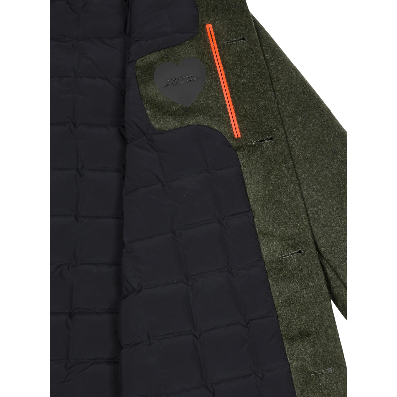 1703018_W25083_021_06